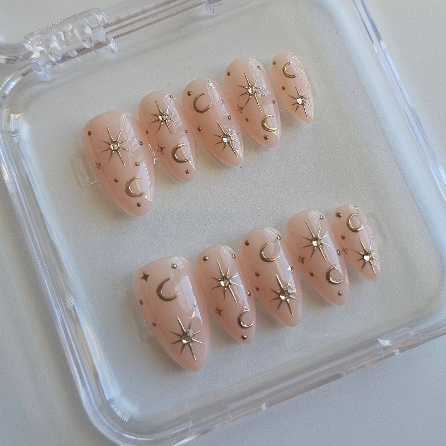 Starry Nude (Medium Almond)