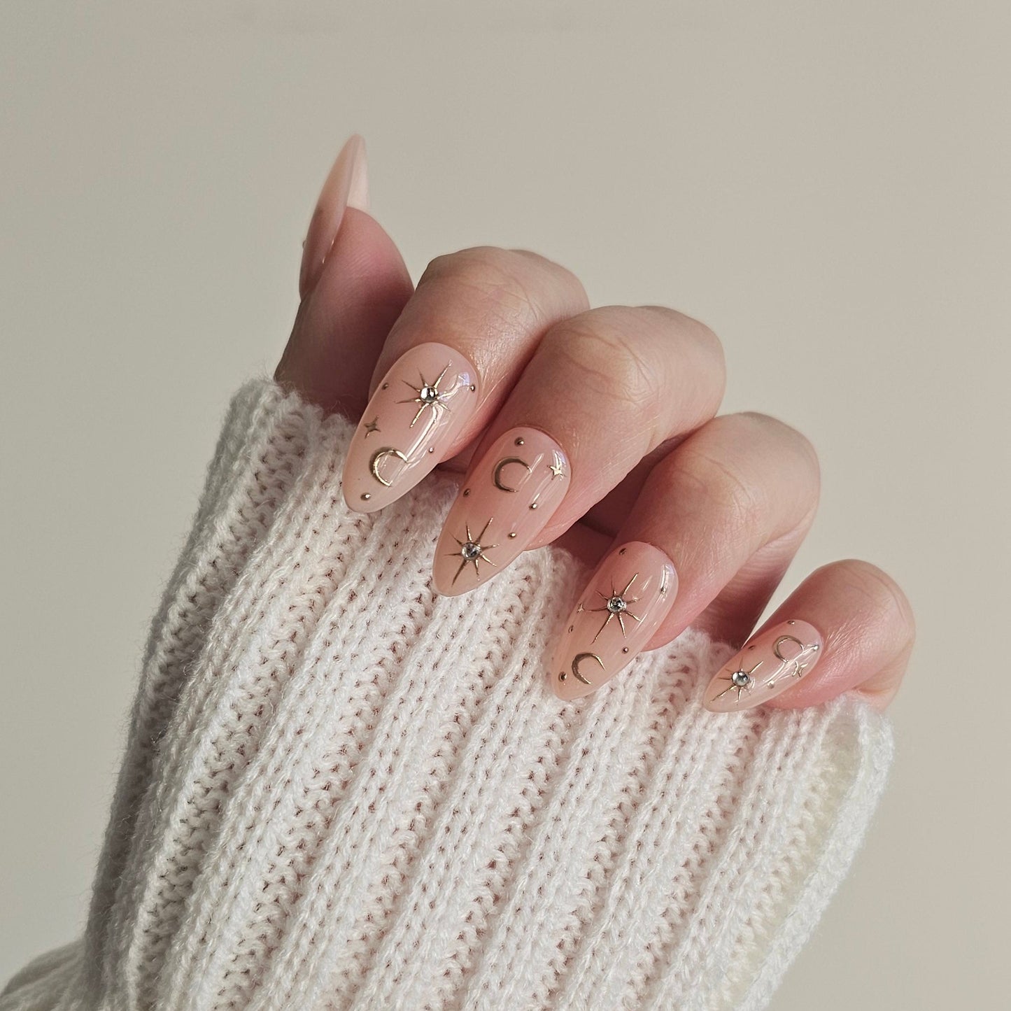 Starry Nude (Medium Almond)